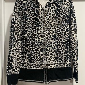Cowgirl Tuff Black and White Leopard Print Jacket